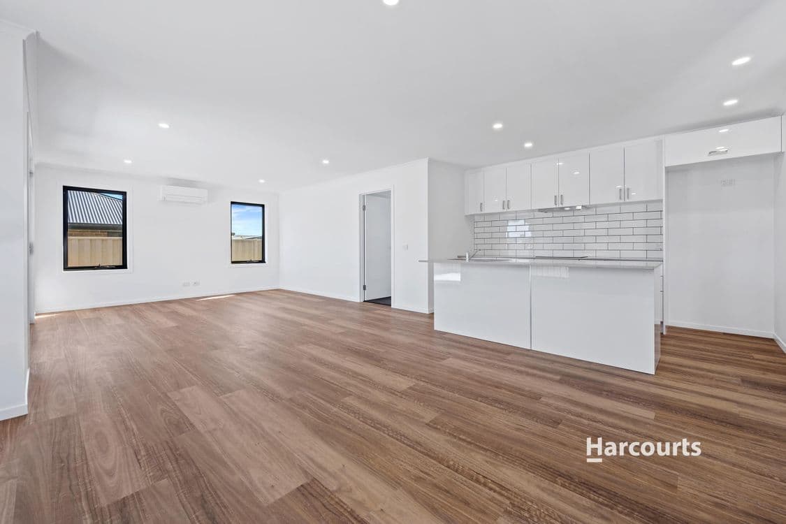 8 Hill View Way, WEST ULVERSTONE, TAS 7315, West Ulverstone - Thumbnail 2