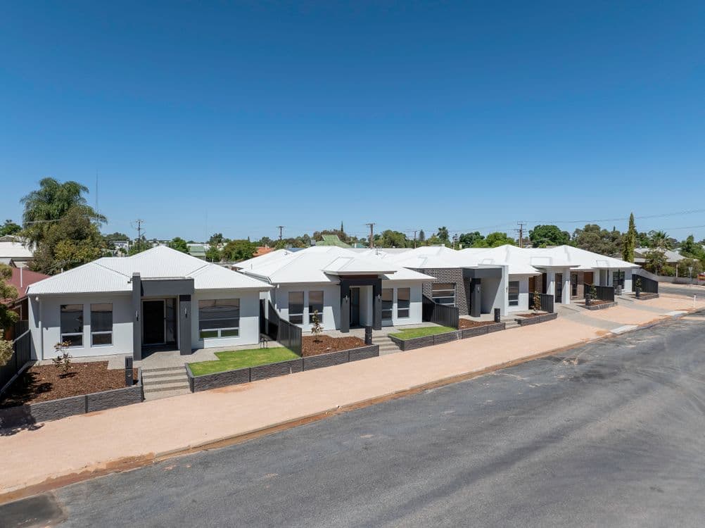 131-135 Cowra Street, RENMARK, SA 5341, Renmark - Thumbnail 2