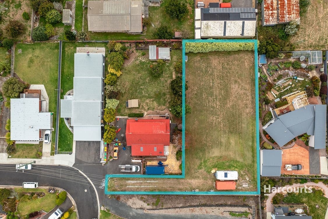 15 Hampson Street, PENGUIN, TAS 7316, Penguin - Thumbnail 2