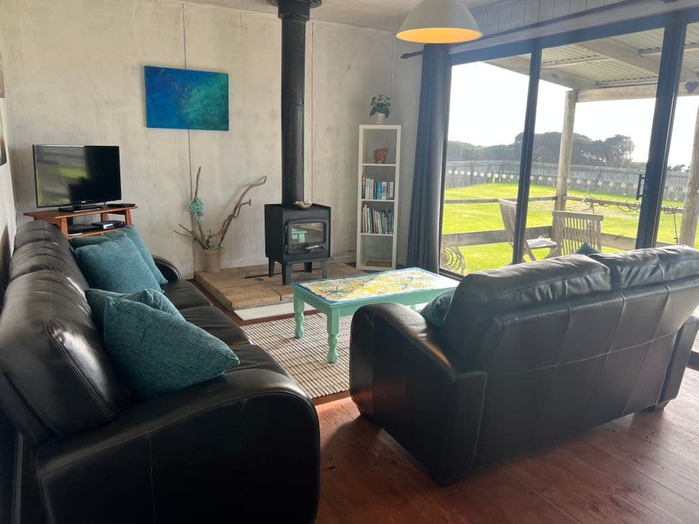 135 The Esplanade, NARACOOPA, TAS 7256, Naracoopa - Thumbnail 2