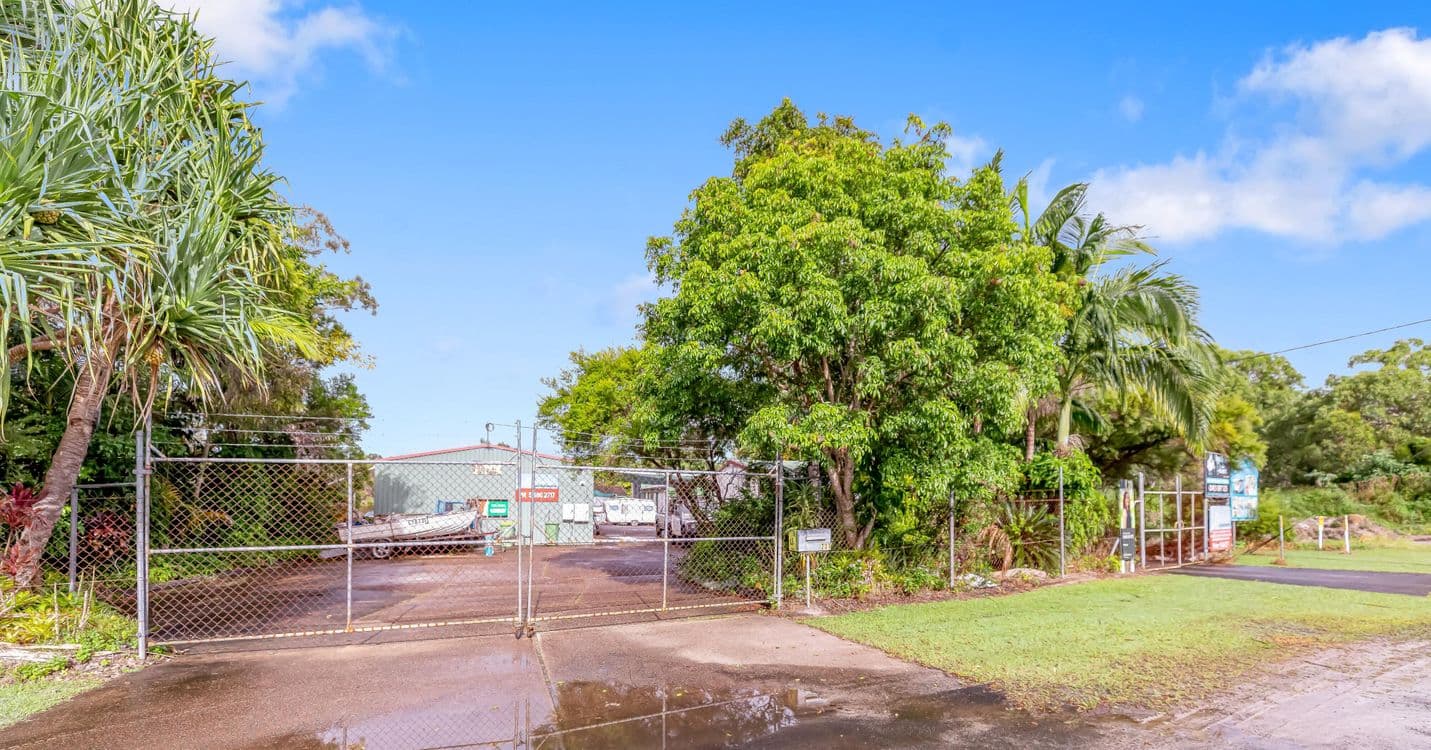 201 Queen Elizabeth Drive, COOLOOLA COVE, QLD 4580, Cooloola Cove - Thumbnail 2