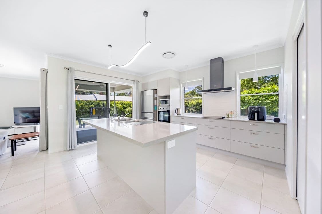 11a Church Street, POMONA, QLD 4568, Pomona - Thumbnail 7