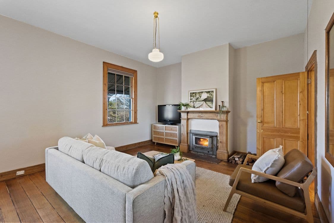 28 East Barrack Street, DELORAINE, TAS 7304, Deloraine - Thumbnail 4