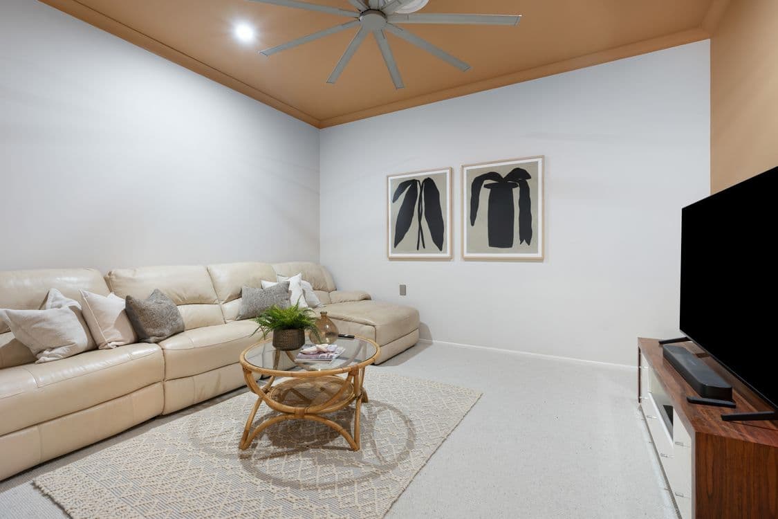 205 Upper Rosemount Road, ROSEMOUNT, QLD 4560, Rosemount - Thumbnail 6