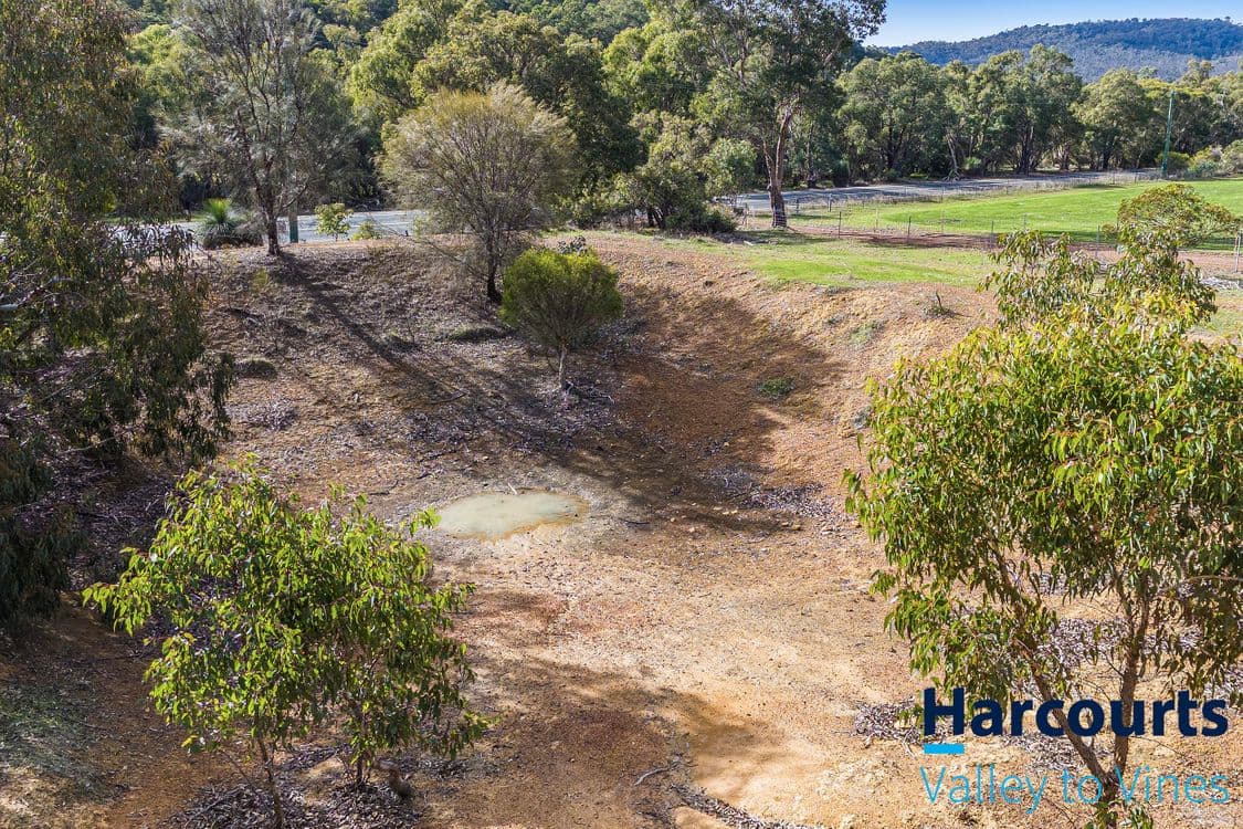 600 Chittering Road, BULLSBROOK, WA 6084, Bullsbrook - Thumbnail 7