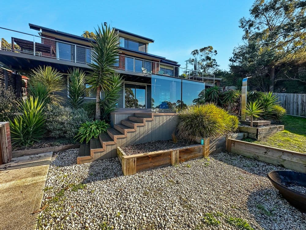 52 Treloggen Drive, BINALONG BAY, TAS 7216, Binalong Bay - Thumbnail 2