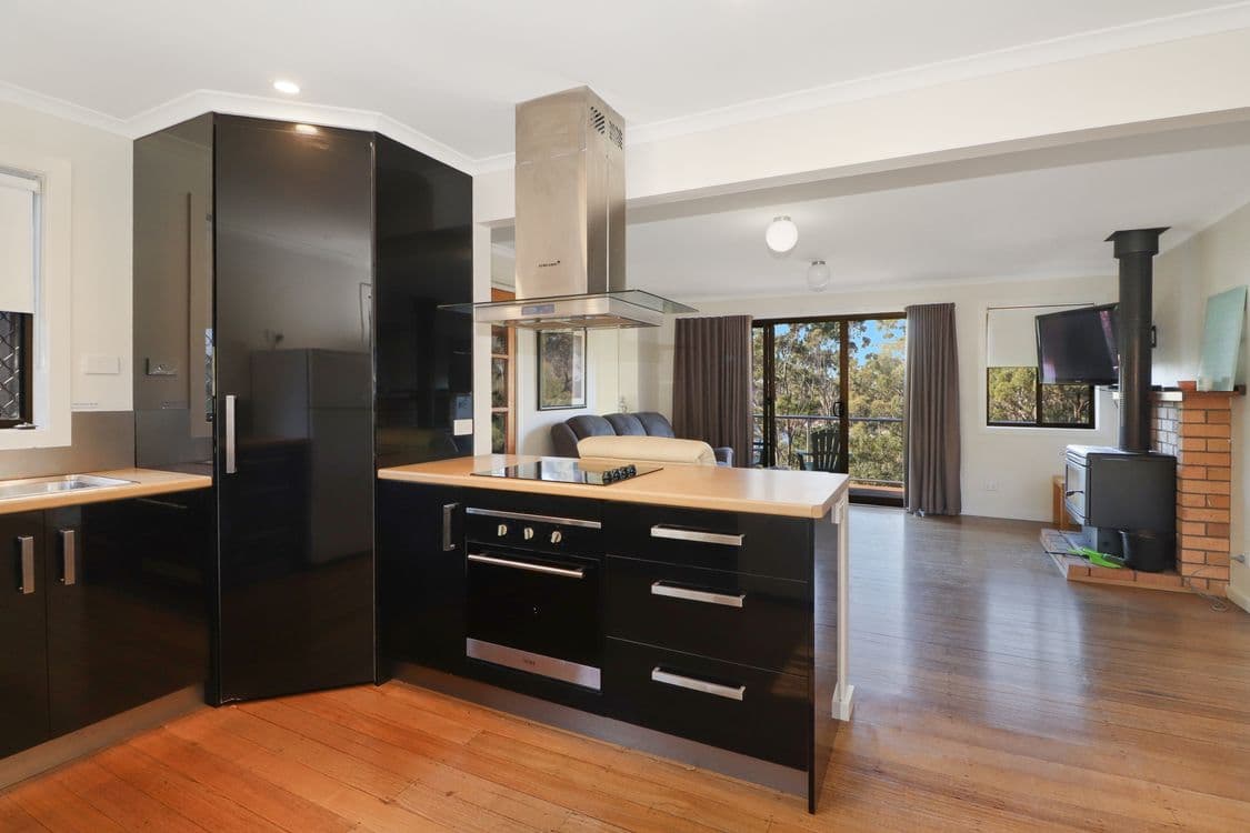 52 Treloggen Drive, BINALONG BAY, TAS 7216, Binalong Bay - Thumbnail 4