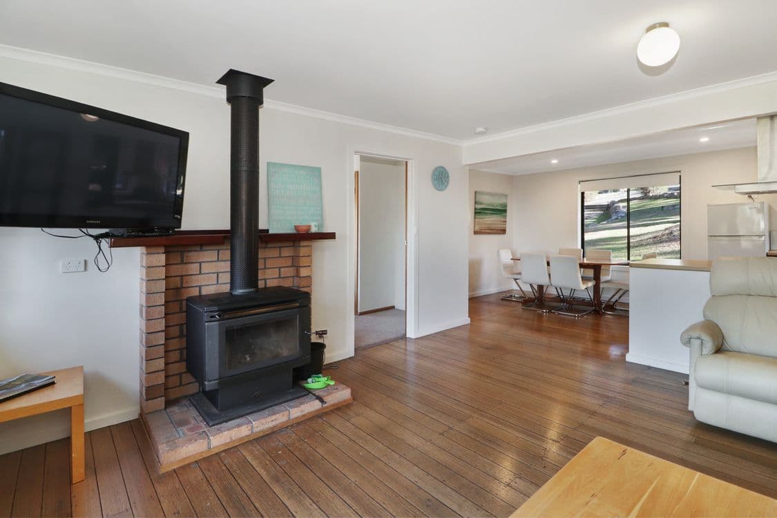 52 Treloggen Drive, BINALONG BAY, TAS 7216, Binalong Bay - Thumbnail 6