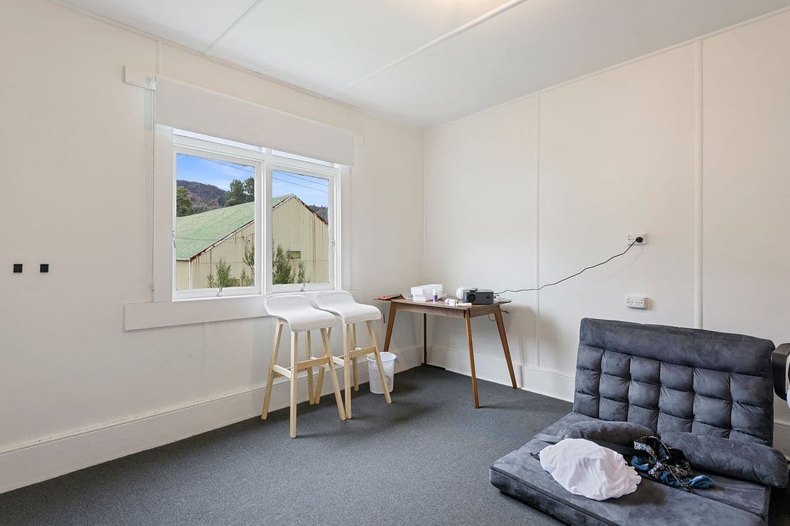 14 Bowes Street, QUEENSTOWN, TAS 7467, Queenstown - Thumbnail 6