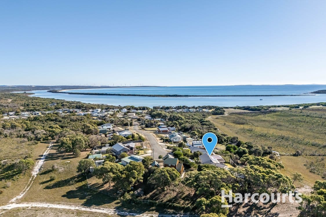 21 Swan Street, MUSSELROE BAY, TAS 7264, Musselroe Bay - Thumbnail 2