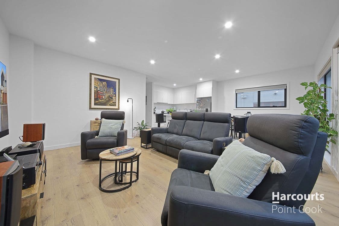 4 Mullavey Place, WERRIBEE, VIC 3030, Werribee - Thumbnail 4