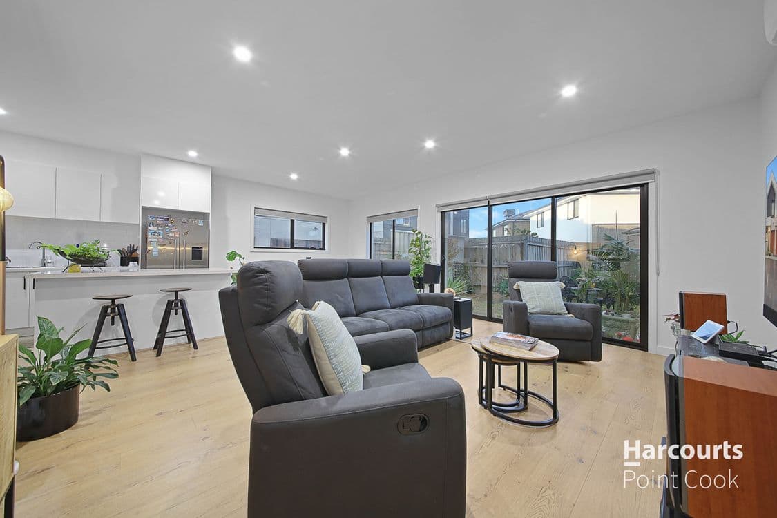 4 Mullavey Place, WERRIBEE, VIC 3030, Werribee - Thumbnail 5