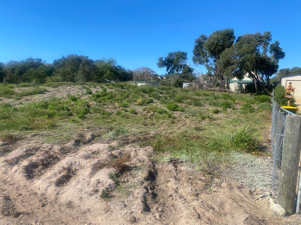 47 Sea Breeze Avenue, GOLDEN BEACH, VIC 3851, Golden Beach - Thumbnail 4