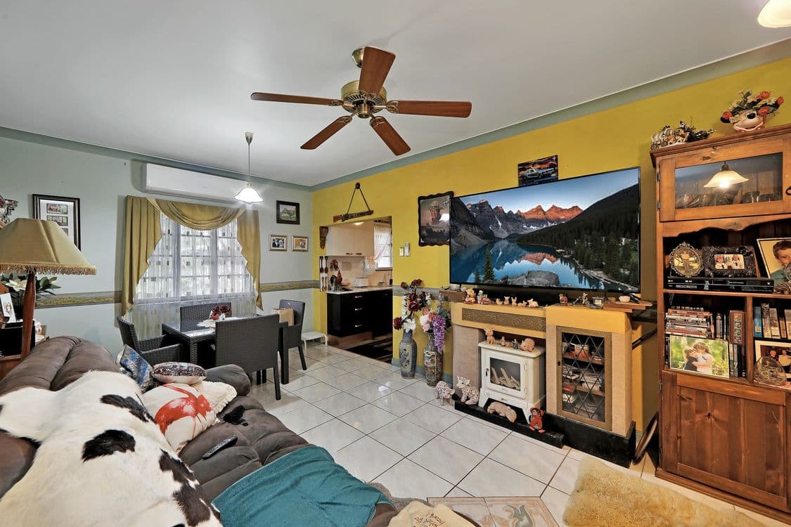 19 Normanby Street, AVONDALE, QLD 4670, Avondale - Thumbnail 4