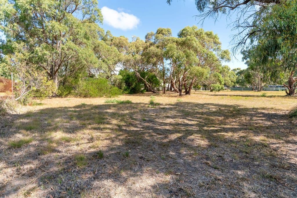 17 Creswell Street, CRIB POINT, VIC 3919, Crib Point - Thumbnail 3