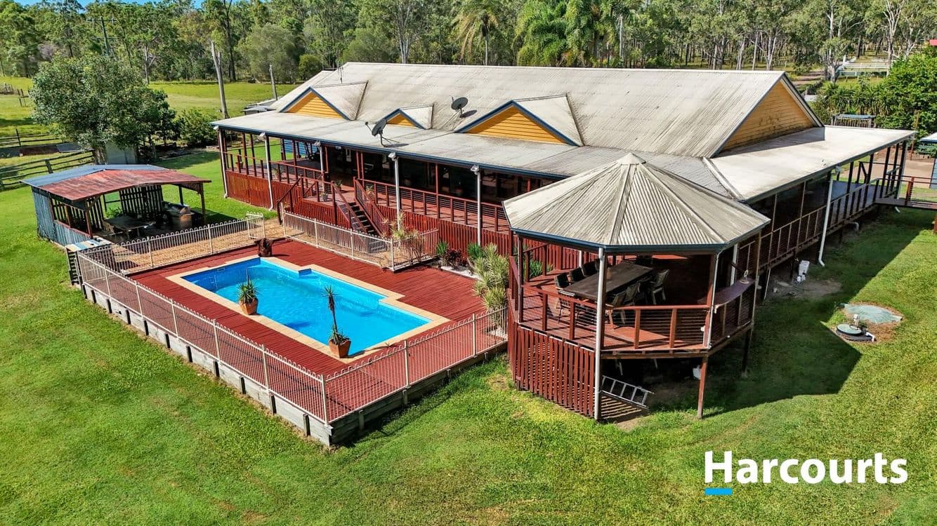 122 Roberts Road, TORBANLEA, QLD 4662, Torbanlea - Thumbnail 3
