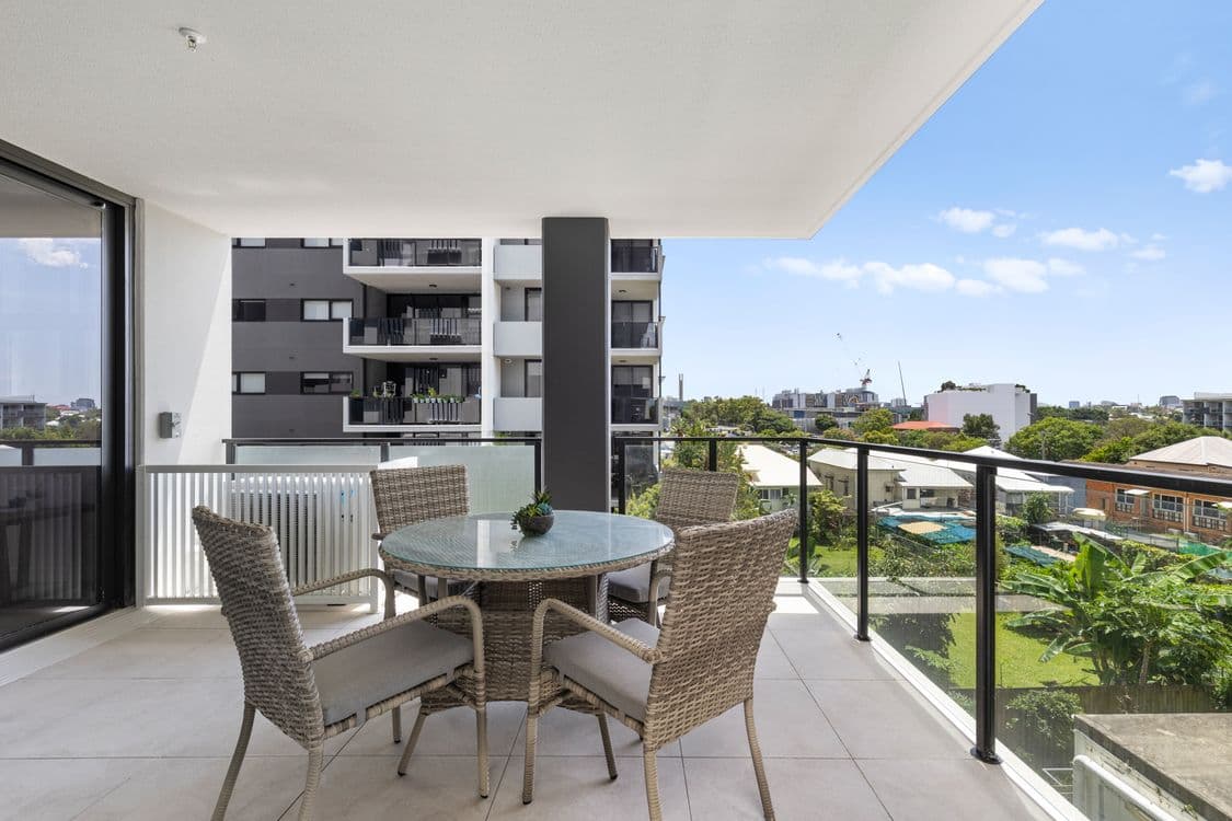21 Carl Street, WOOLLOONGABBA, QLD 4102, Woolloongabba - Thumbnail 3