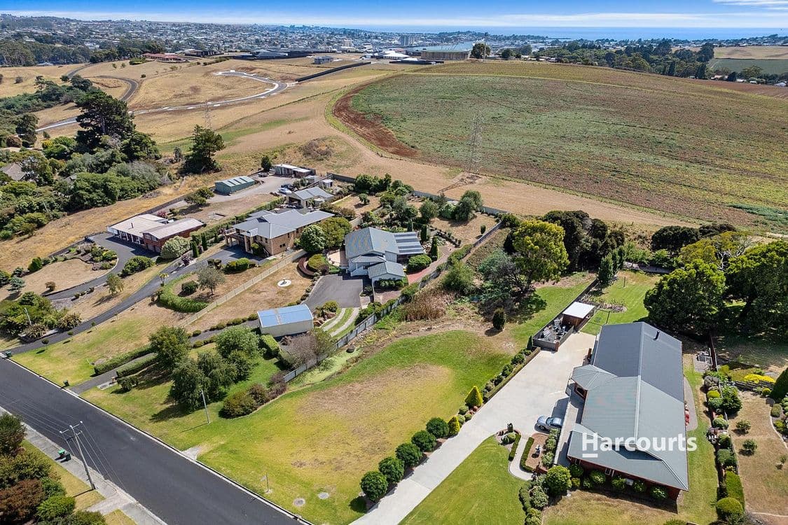19 Highfield Road, AMBLESIDE, TAS 7310, Ambleside - Thumbnail 7