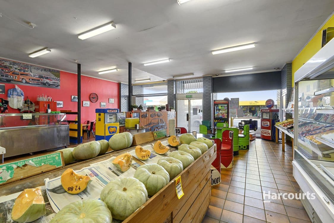 17 Goldie Street, WYNYARD, TAS 7325, Wynyard - Thumbnail 3