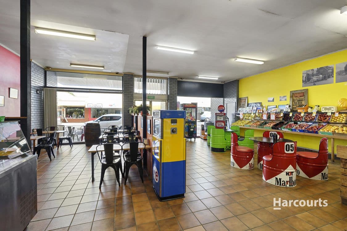 17 Goldie Street, WYNYARD, TAS 7325, Wynyard - Thumbnail 2