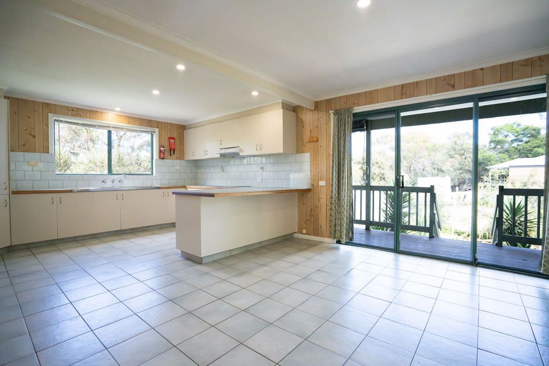 36 Goodlett Avenue, LOCH SPORT, VIC 3851, Loch Sport - Thumbnail 4