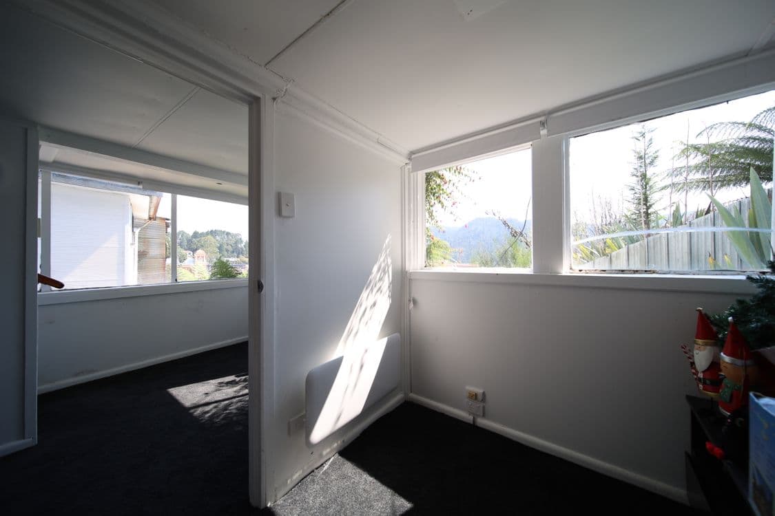 5 Hunter Street, QUEENSTOWN, TAS 7467, Queenstown - Thumbnail 7