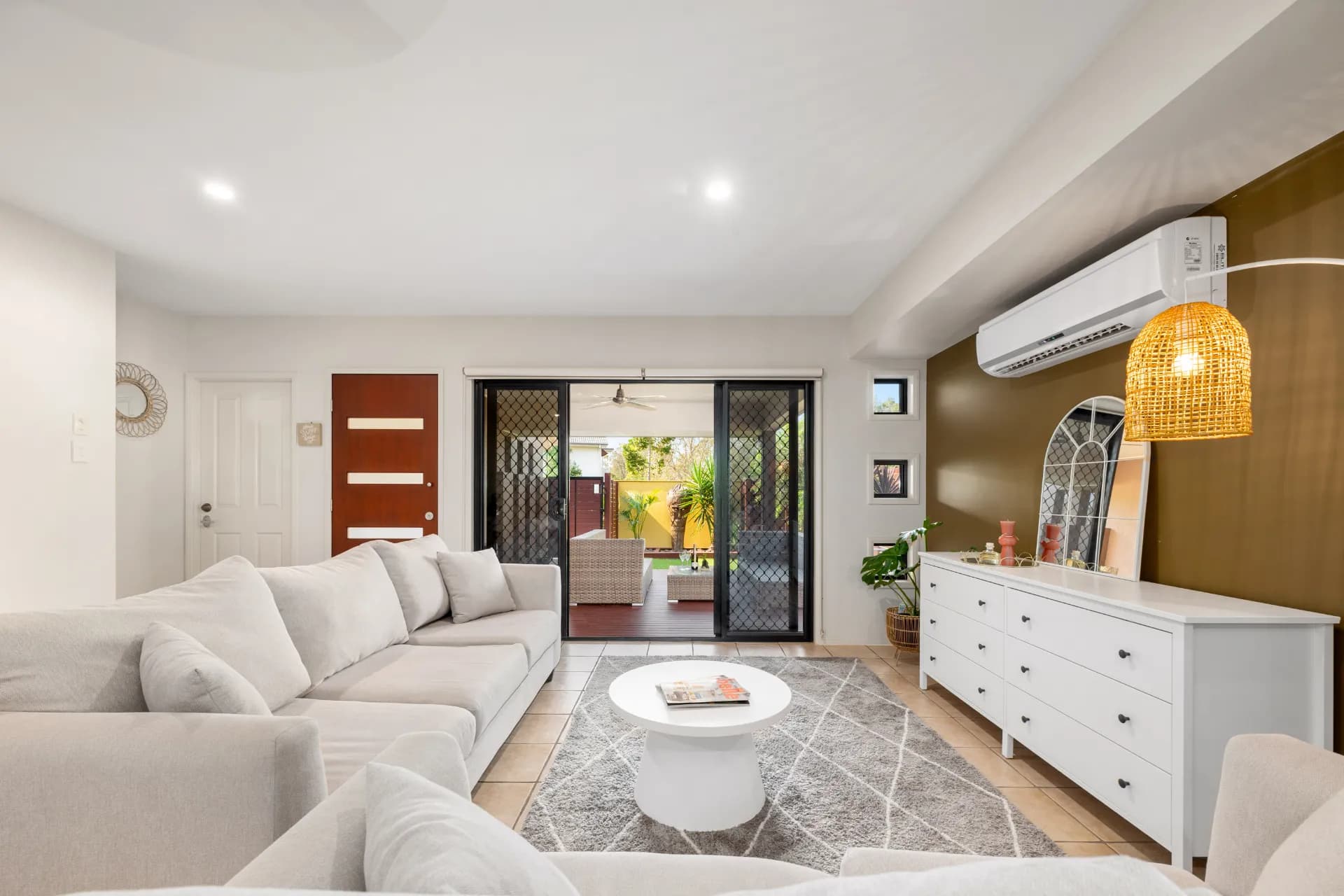 17 Backhousia Crescent, Sinnamon Park - Thumbnail 3