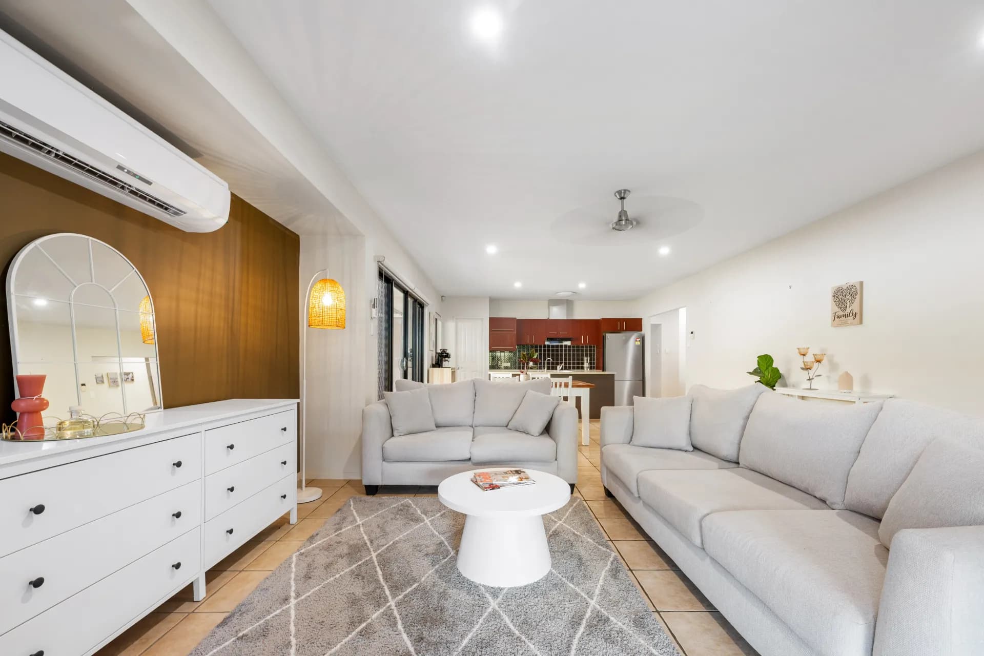 17 Backhousia Crescent, Sinnamon Park - Thumbnail 5