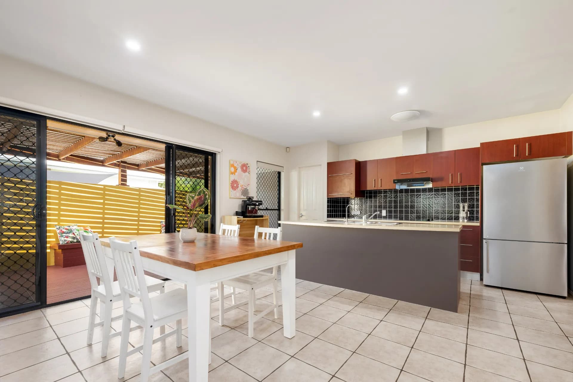 17 Backhousia Crescent, Sinnamon Park - Thumbnail 6