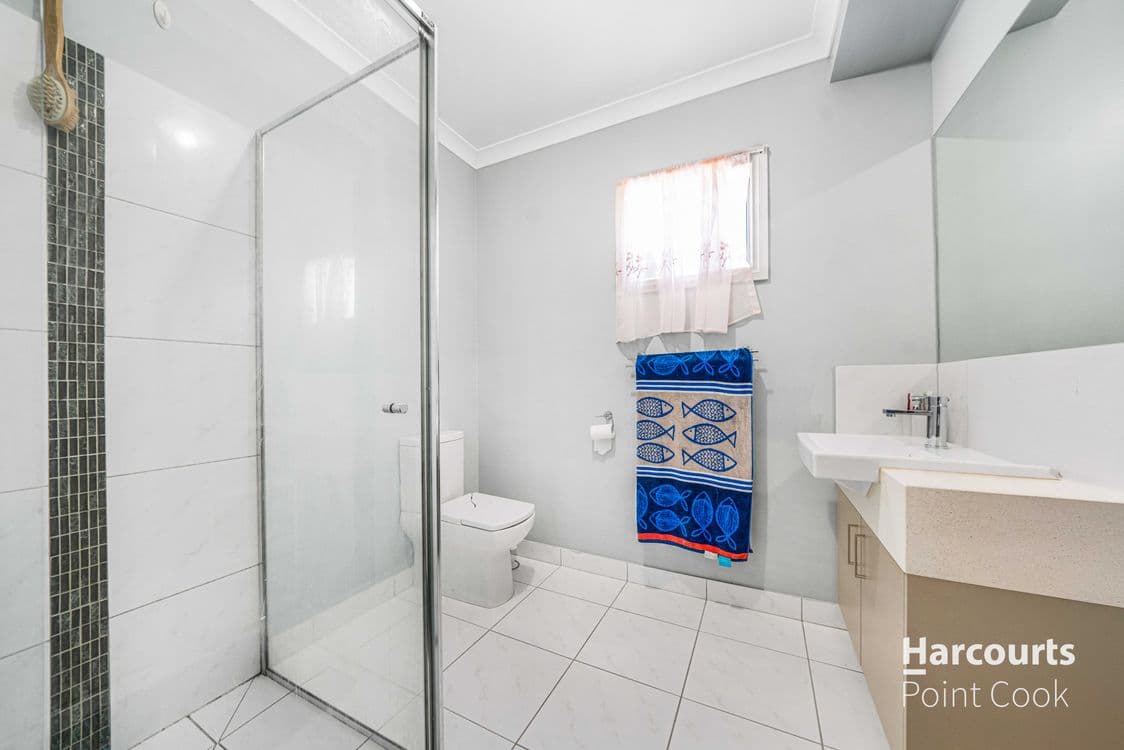 52 Cloverdale Road, TARNEIT, VIC 3029, Tarneit - Thumbnail 5