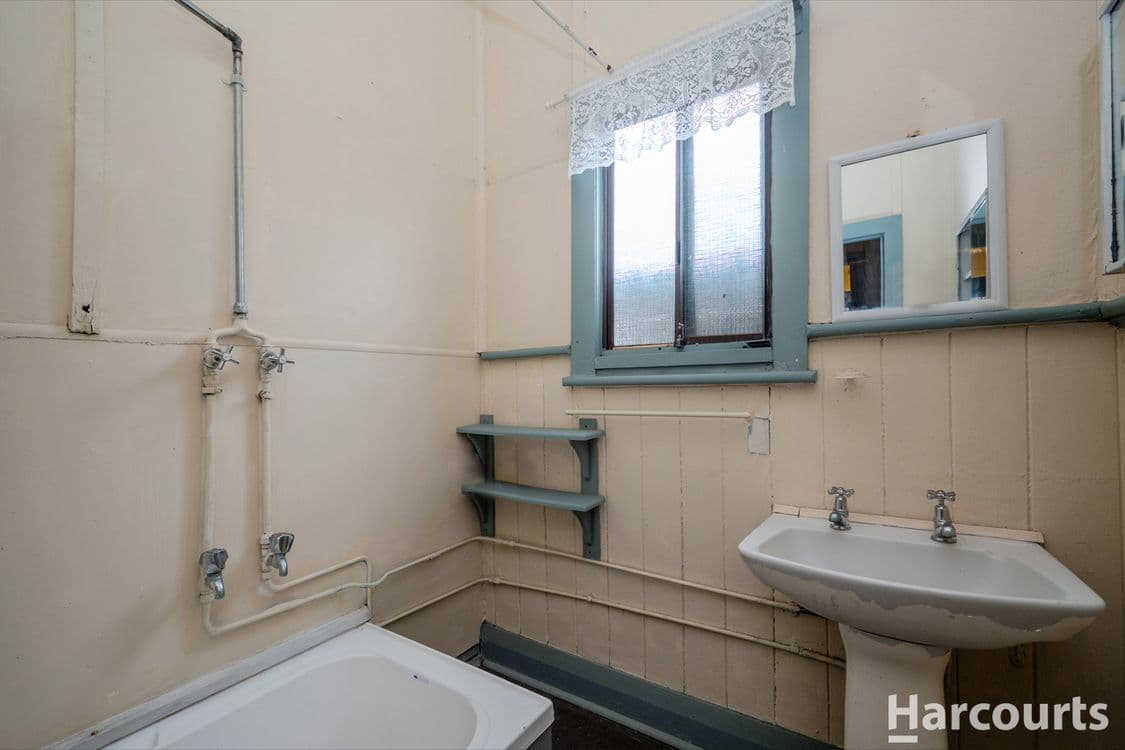 17 Monger Street, YORK, WA 6302, York - Thumbnail 2