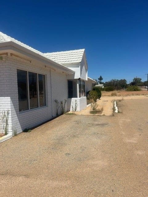 1 Woolgar Avenue, MERREDIN, WA 6415, Merredin - Thumbnail 4