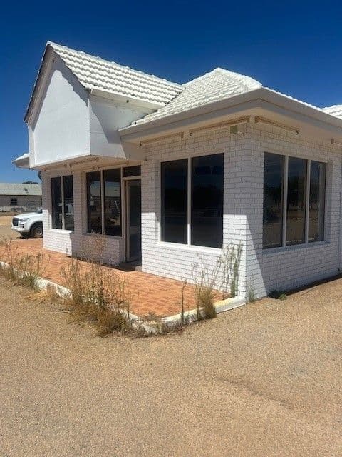 1 Woolgar Avenue, MERREDIN, WA 6415, Merredin - Thumbnail 8