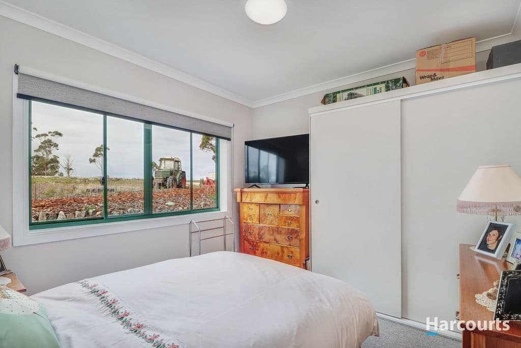 1284 North Ansons Road, ANSONS BAY, TAS 7264, Ansons Bay - Thumbnail 4
