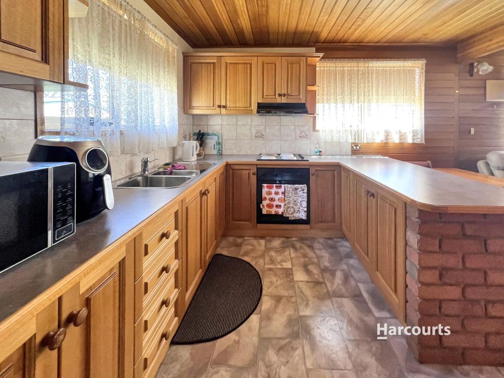 22 Lochiel Drive, MIENA, TAS 7030, Miena - Thumbnail 3