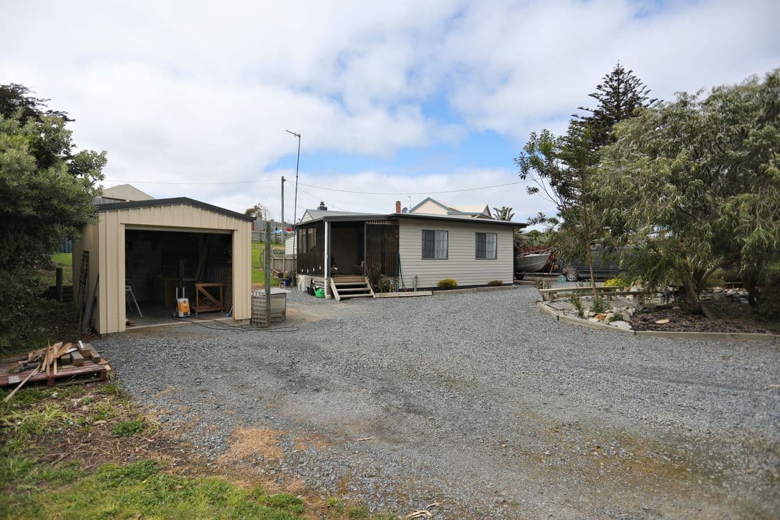18 Main Street, CURRIE, TAS 7256, Currie - Thumbnail 2