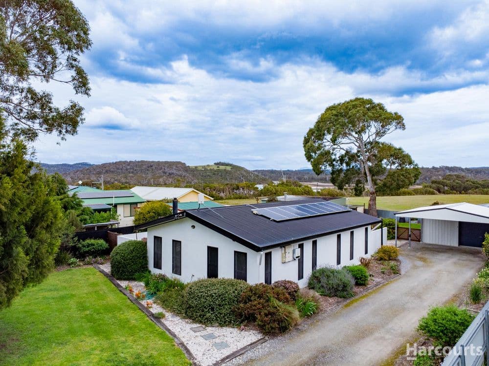 14 Miller Street, WEYMOUTH, TAS 7252, Weymouth - Thumbnail 2