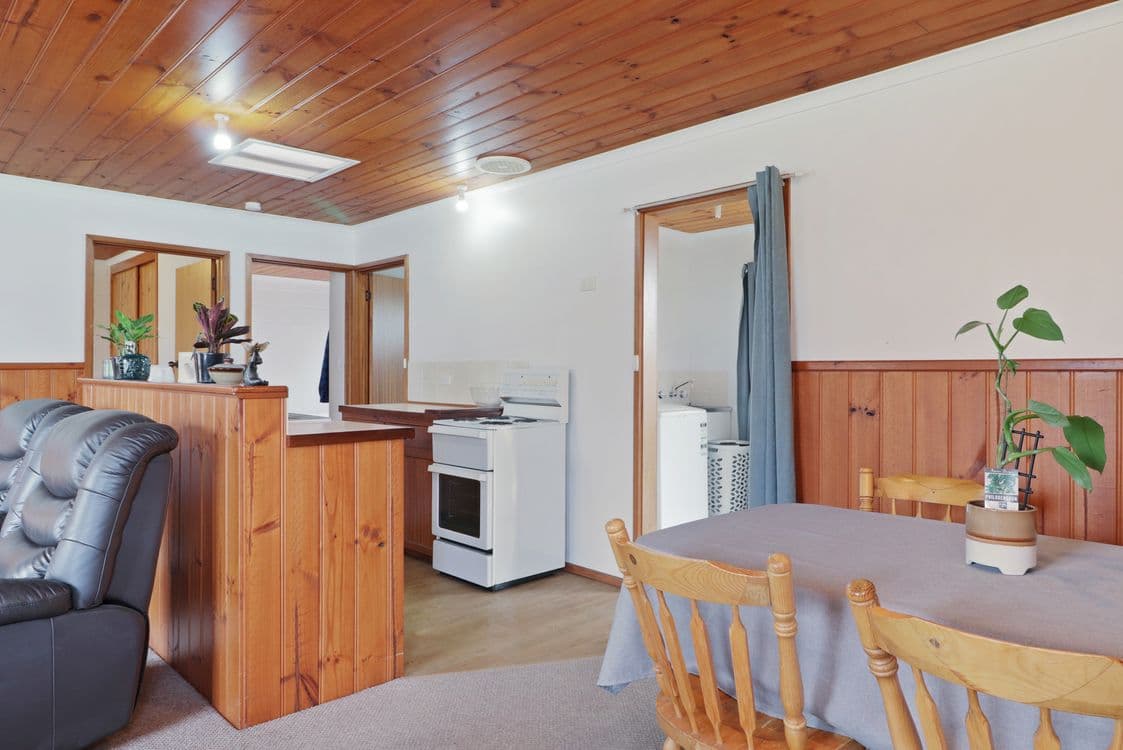 4/26-28 Circassian Street, ST HELENS, TAS 7216, St Helens - Thumbnail 6