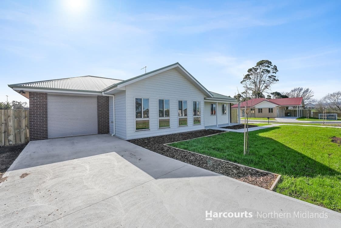 1 St Lukes Way, CAMPBELL TOWN, TAS 7210, Campbell Town - Thumbnail 2