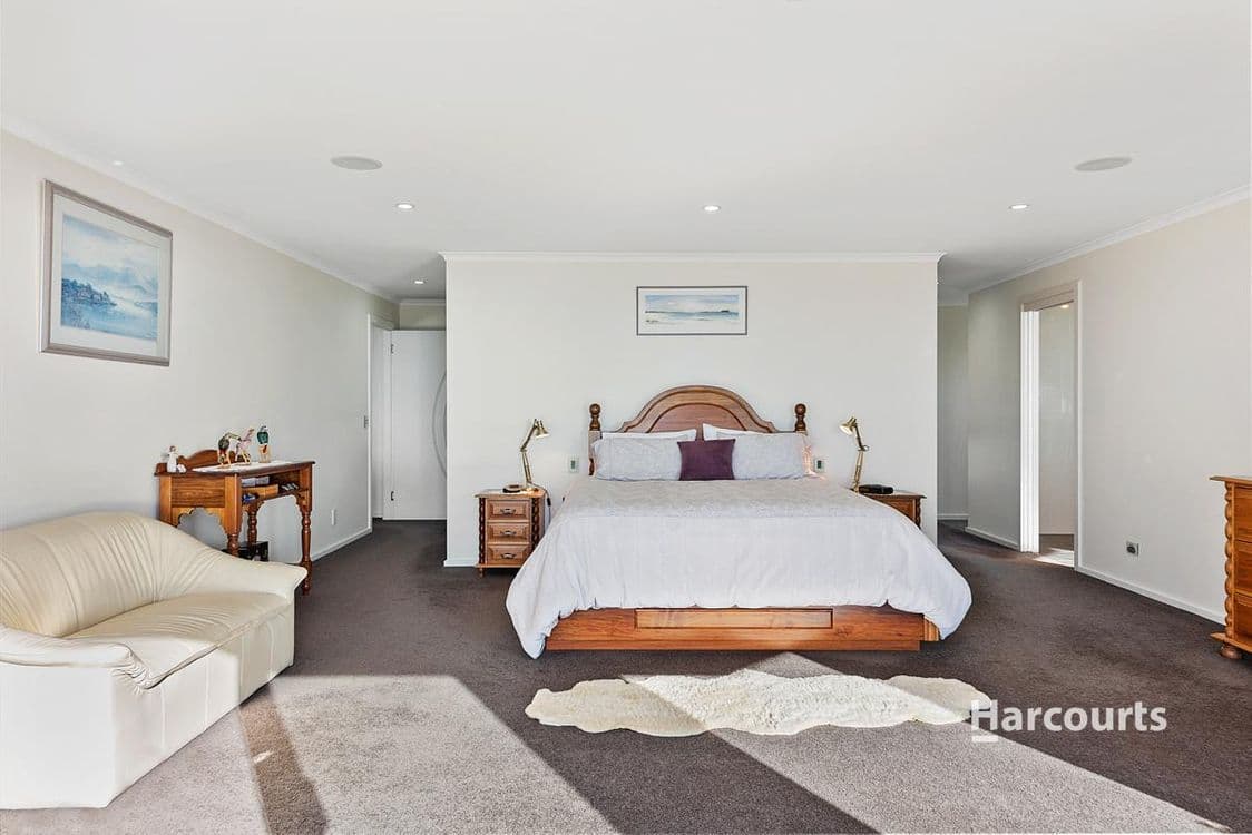 683 Penguin Road, PENGUIN, TAS 7316, Penguin - Thumbnail 6