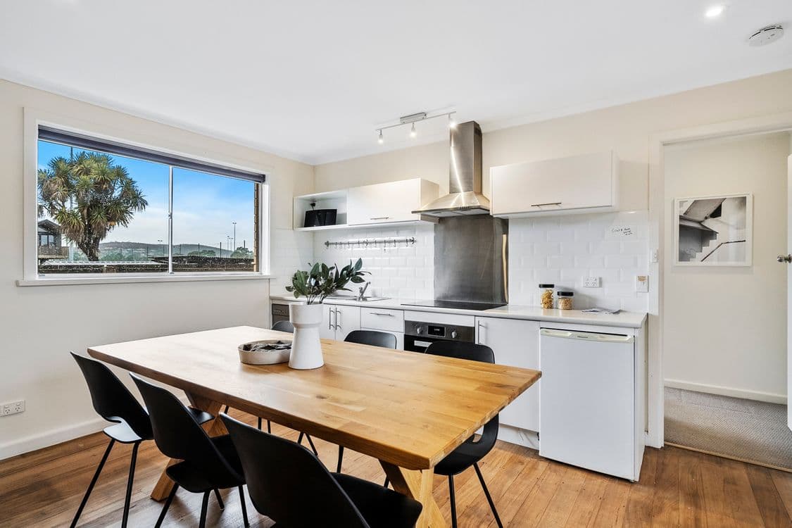 2/145 Clarence Street, HOWRAH, TAS 7018, Howrah - Thumbnail 2