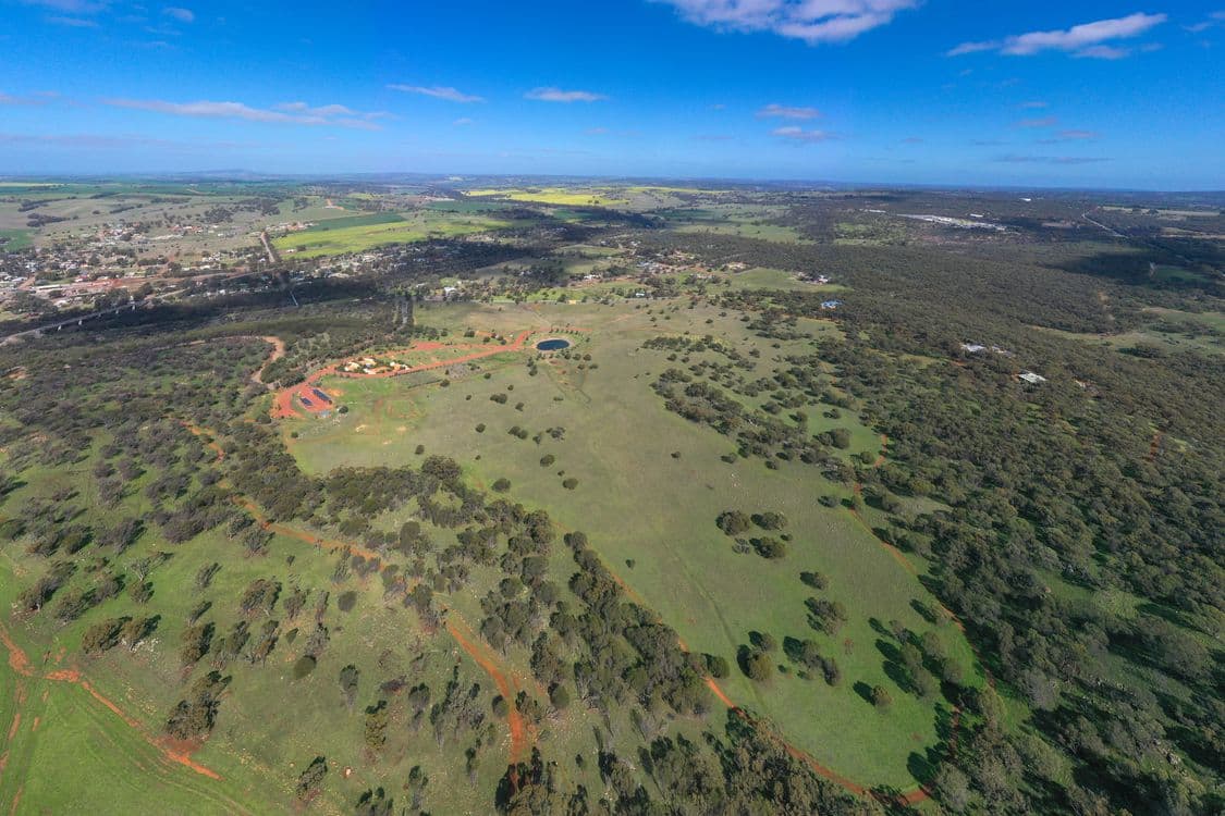 11 Mount Ommanney Road, NORTHAM, WA 6401, Northam - Thumbnail 8