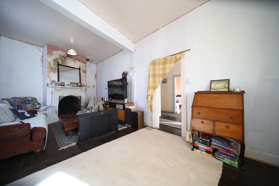 6 King Street, QUEENSTOWN, TAS 7467, Queenstown - Thumbnail 4