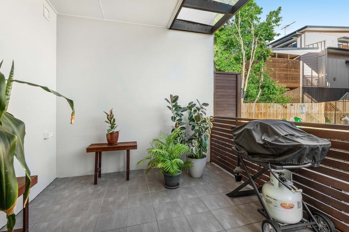 1/52 Princess Street, CAMP HILL, QLD 4152, Camp Hill - Thumbnail 2