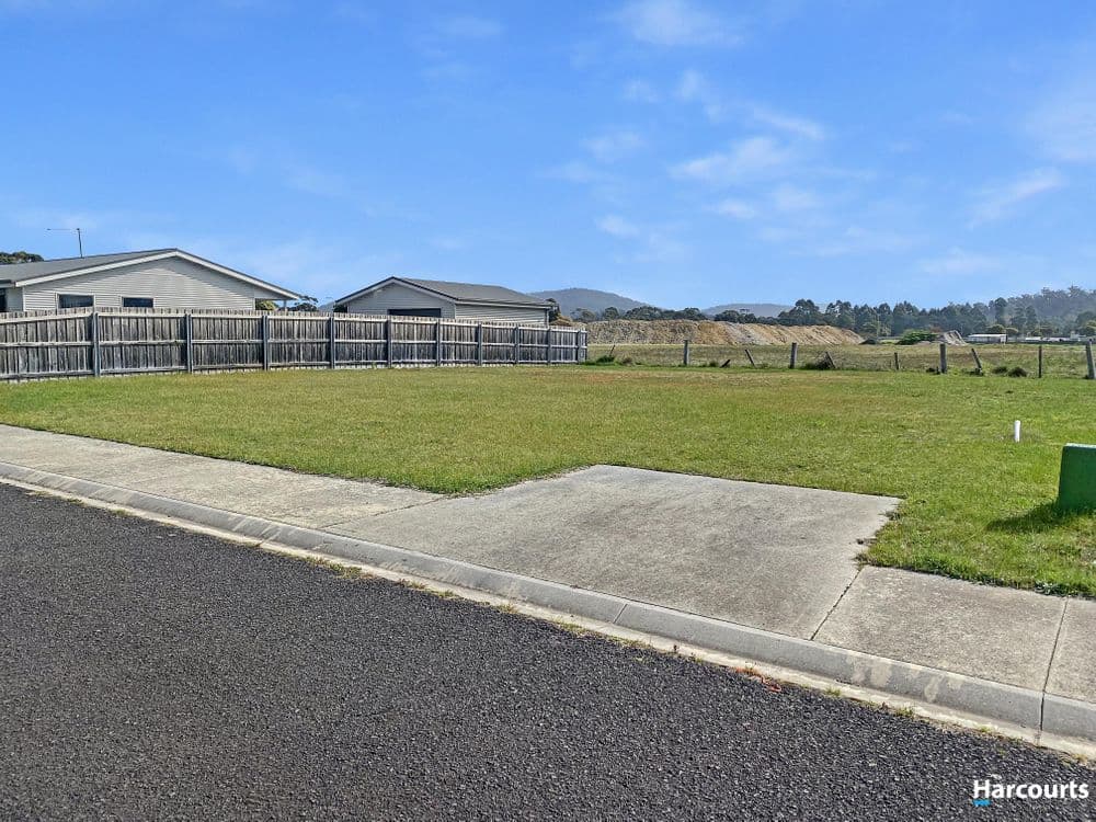 13 Palm Court, ST HELENS, TAS 7216, St Helens - Thumbnail 2