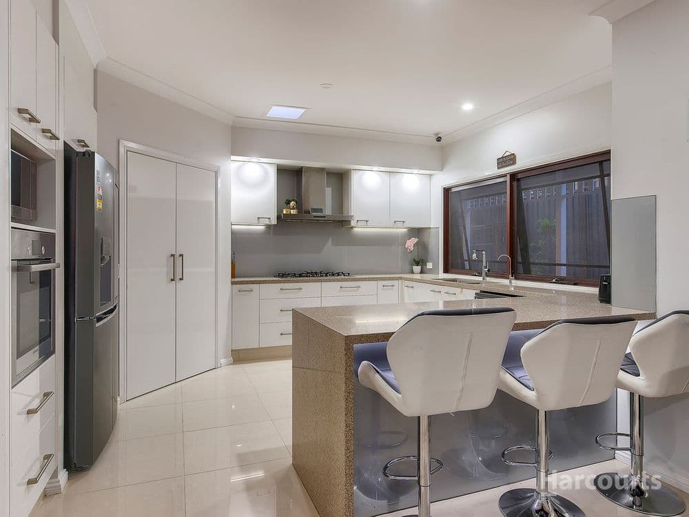 10 Habitat Place, BRIDGEMAN DOWNS, QLD 4035, Bridgeman Downs - Thumbnail 3