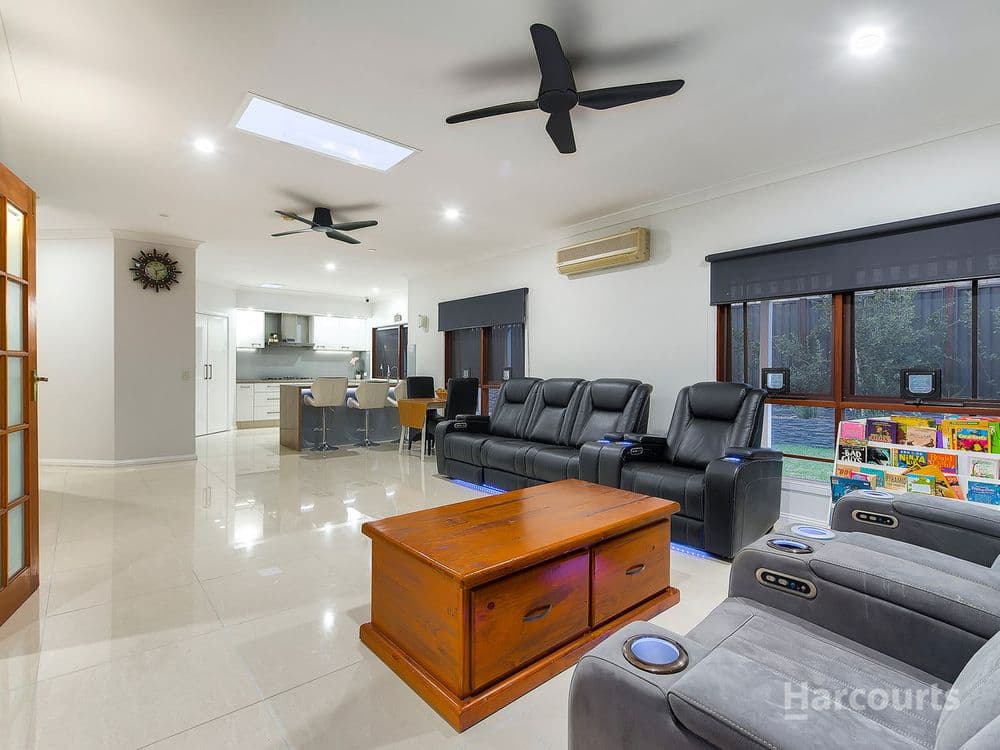 10 Habitat Place, BRIDGEMAN DOWNS, QLD 4035, Bridgeman Downs - Thumbnail 8