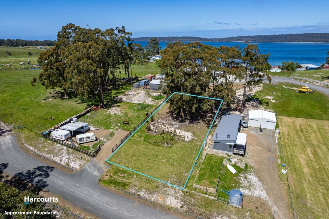 18 Tully Street, SOUTHPORT, TAS 7109, Southport - Thumbnail 2