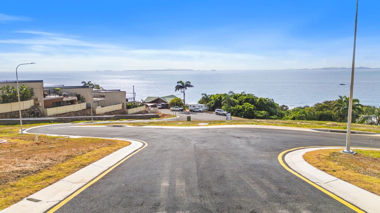 4/ Pacific View Court, MEIKLEVILLE HILL, QLD 4703, Meikleville Hill - Thumbnail 4