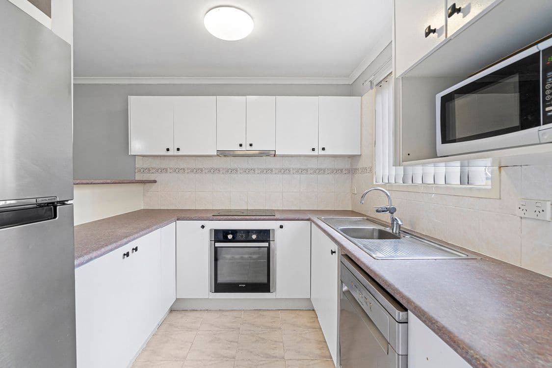 6/6 Pendlebury Court, EDENS LANDING, QLD 4207, Edens Landing - Thumbnail 2